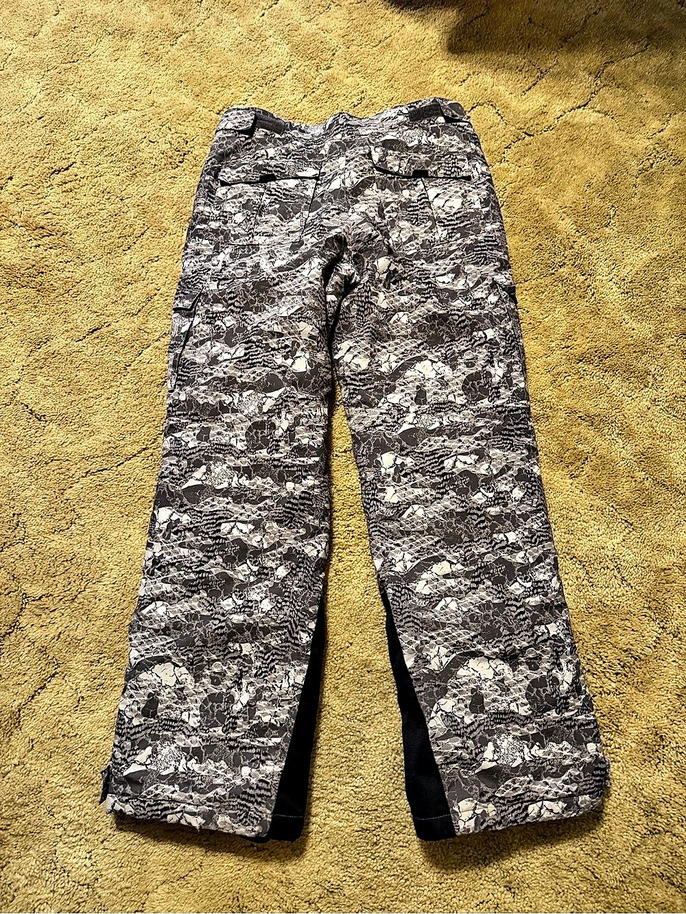 Colombia ski Camo pants